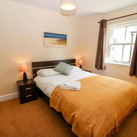 No 3 An Seanachai * Dungarvan (Waterford)